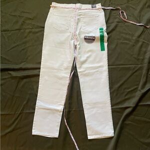 Gloria Vanderbilt Women White Relaxed Jeans New perfec condition Stretch
